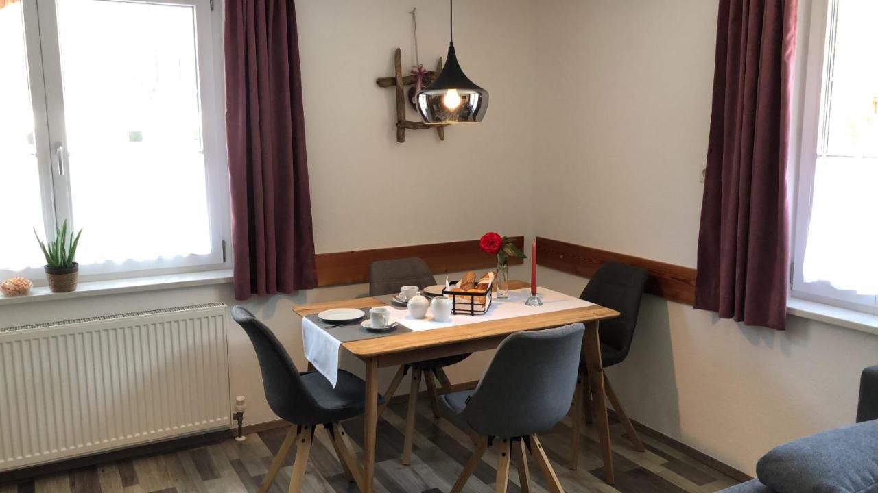 Beim Holzwurm Andy Apartment Sankt Leonhard im Pitztal Luaran gambar